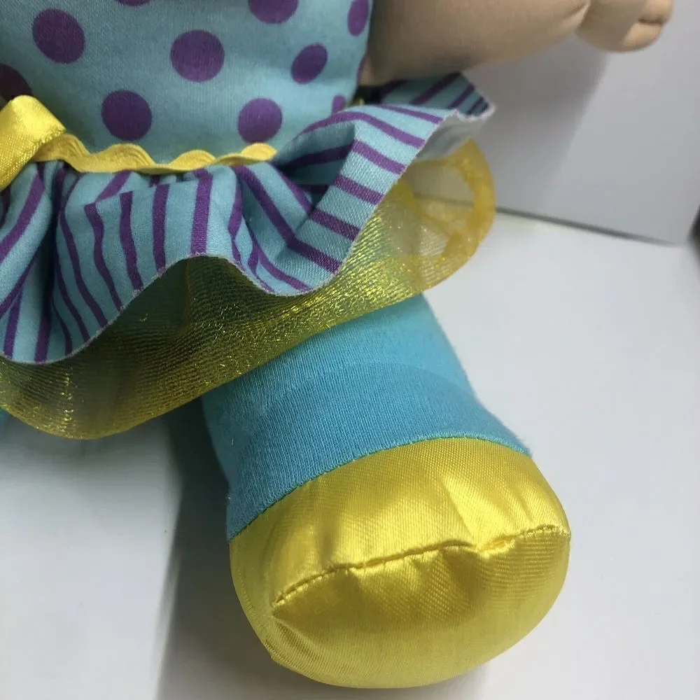 2011 Cabbage Patch Kid Tea Party Toddler Red Hair Green Eyes Polka Dot Dress